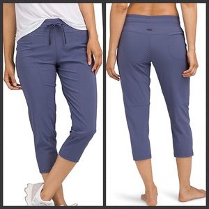Prana Size M Leonara Performance Capri Pants Cornflower Blue NWOT